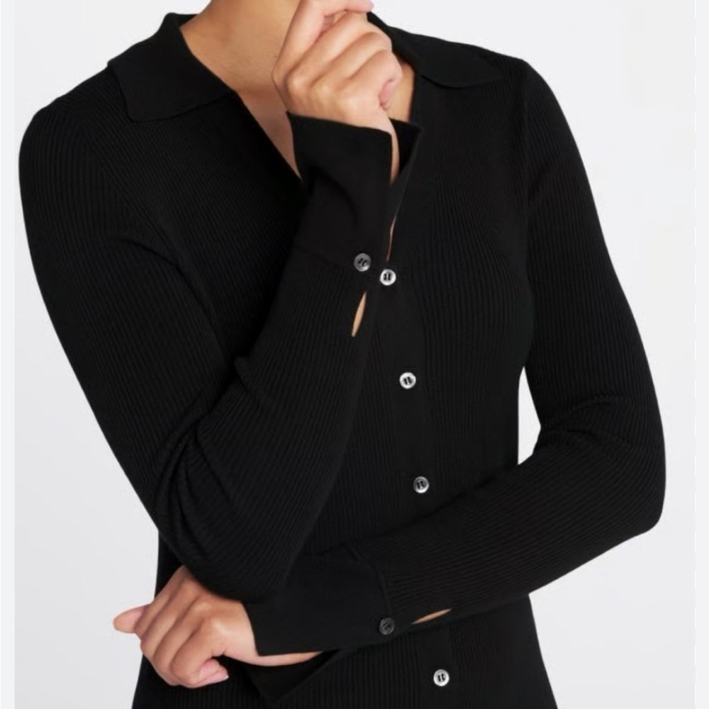 CHRISTMAS SALE $17  Dec25 PINK CLOVER Long Sleeve shirt button up .